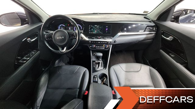 Kia NIRO 1.6 HEV Noblesse купить на сайте DeffCars
