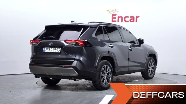 Toyota RAV4 2,5 4WD Hybrid LTD купить на сайте DeffCars