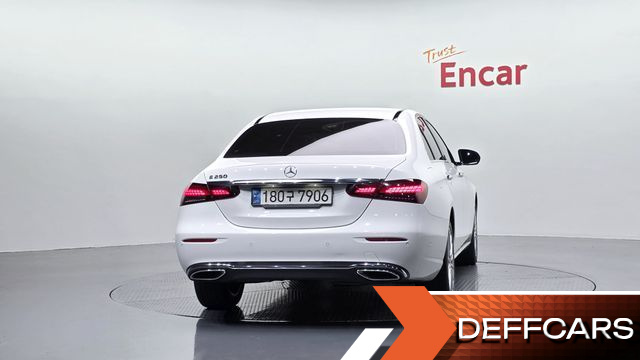 Mercedes E-CLASS E250 Exclusive купить на сайте DeffCars
