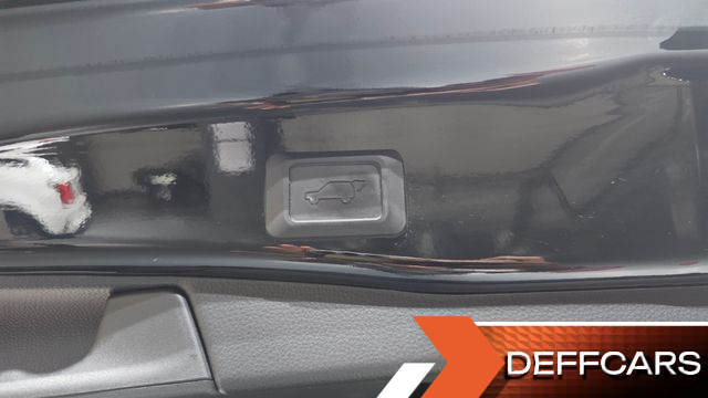 Toyota RAV4 2.5 2WD Hybrid XLE купить на сайте DeffCars