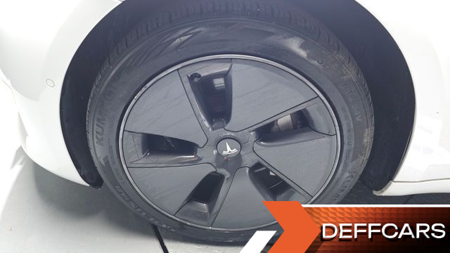 Tesla MODEL 3 Long Range AWD купить на сайте DeffCars