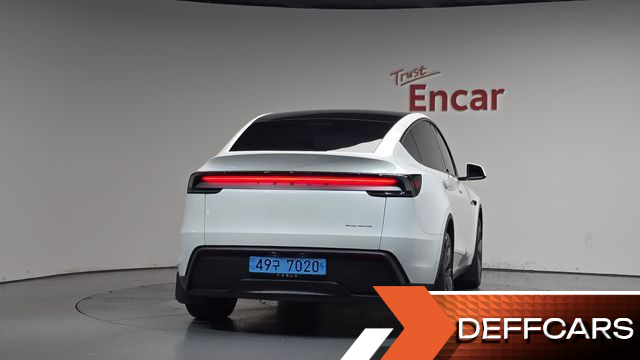Tesla MODEL Y Long Range AWD купить на сайте DeffCars