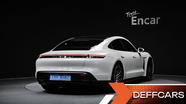 Porsche TAYCAN 4S купить на сайте DeffCars