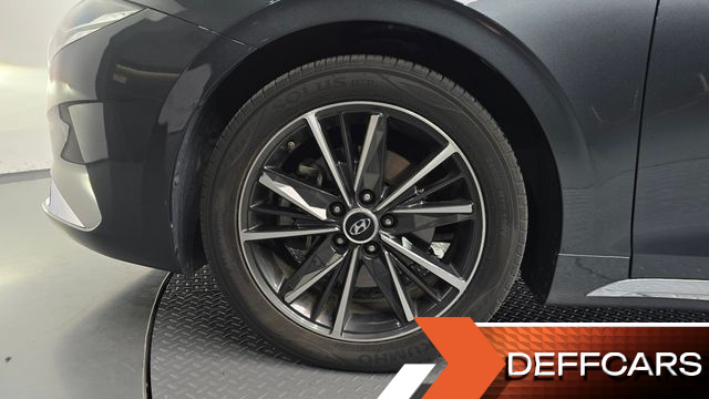 Hyundai GRANDEUR 2.5 Premium Choice купить на сайте DeffCars