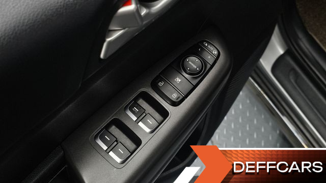 Kia SPORTAGE Diesel 2.0 2WD Prestige купить на сайте DeffCars