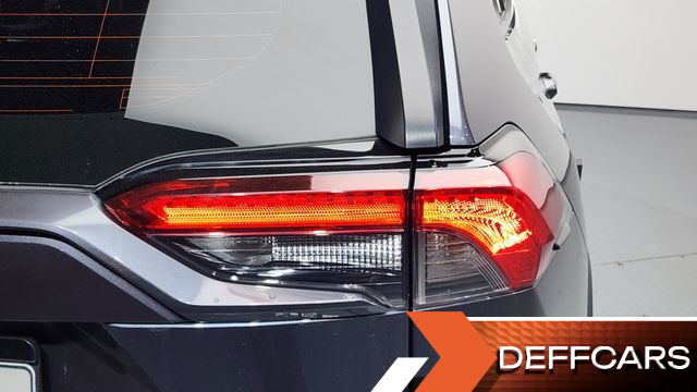Toyota RAV4 2.5 2WD купить на сайте DeffCars