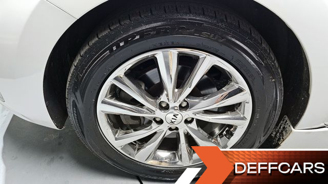 Kia CARNIVAL 9-Seater Hi-Limousine Noblesse Special купить на сайте DeffCars