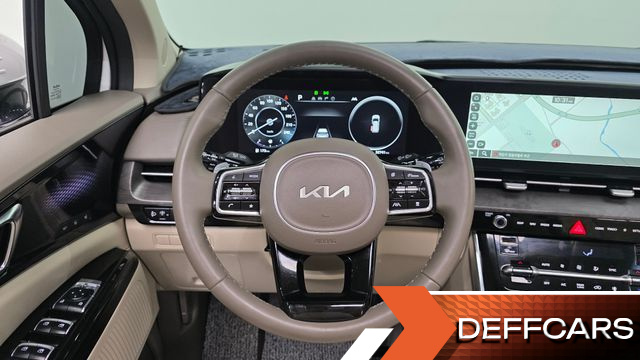 Kia CARNIVAL 7-Seater Signature купить на сайте DeffCars