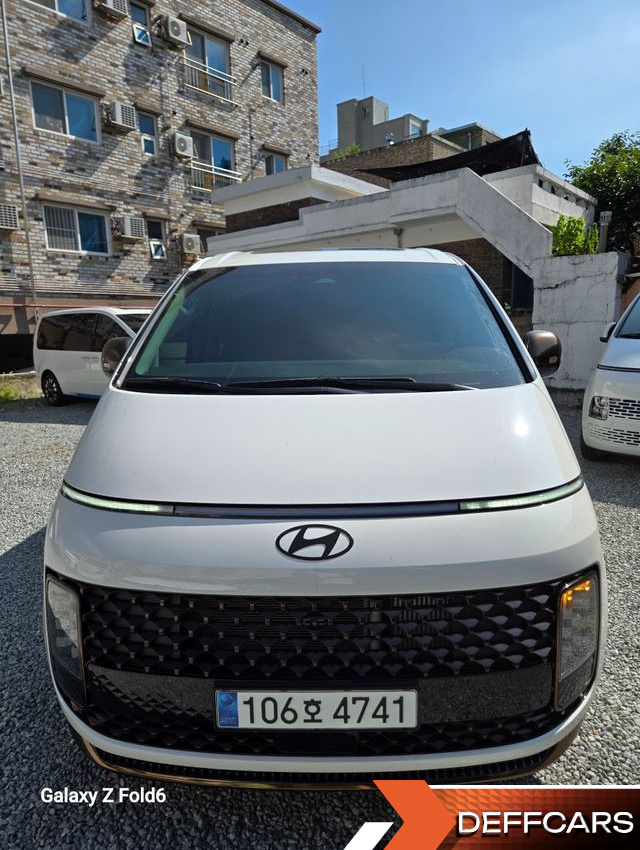 Hyundai STARIA 4WD Lounge 7-Seater Inspiration купить на сайте DeffCars