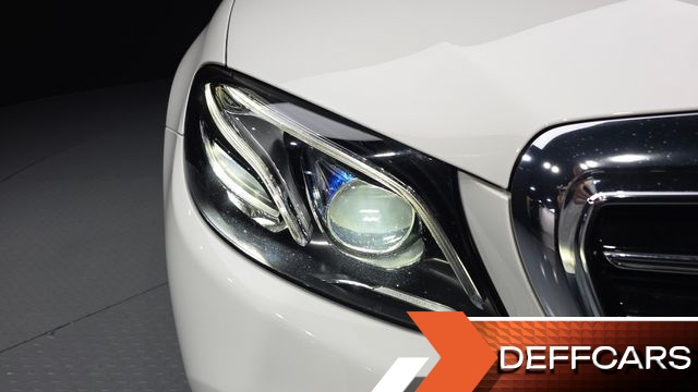 Mercedes E-CLASS E300 4MATIC Exclusive купить на сайте DeffCars