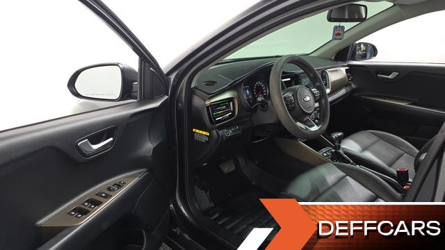 Kia STONIC 1.4 Trendy купить на сайте DeffCars