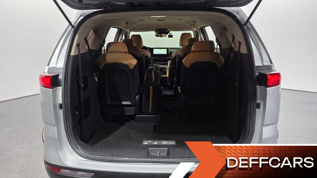 Kia CARNIVAL 11-Seater Prestige купить на сайте DeffCars