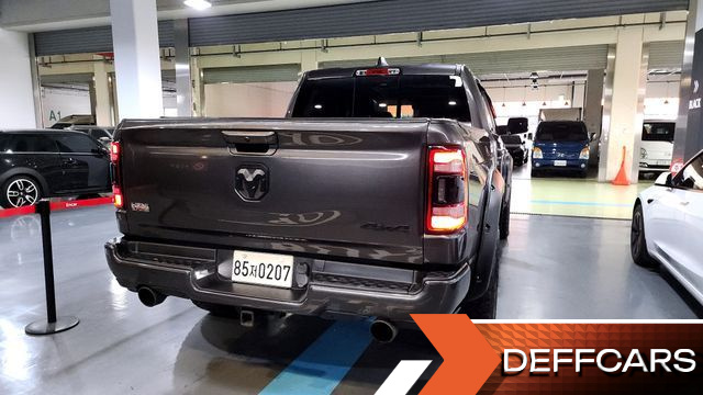 Dodge RAM PICK UP 5.7 купить на сайте DeffCars