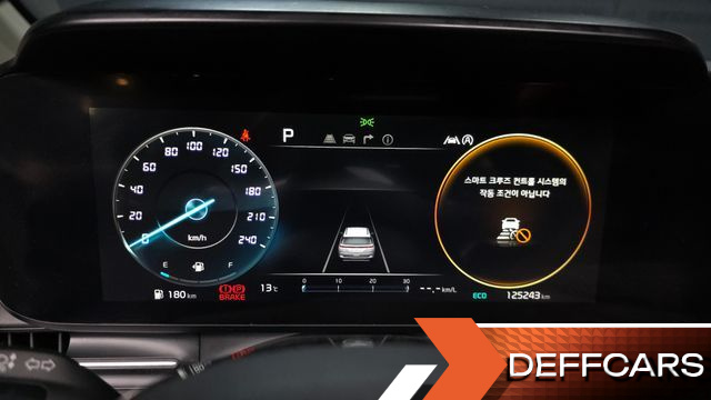 Kia CARNIVAL 9-Seater Signature купить на сайте DeffCars
