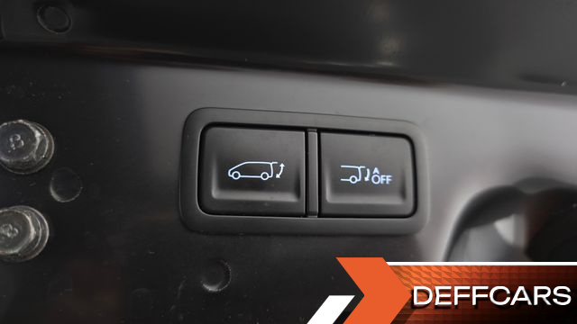Hyundai STARIA Cargo 3-Seater Modern купить на сайте DeffCars