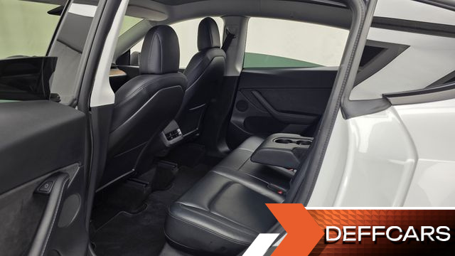 Tesla MODEL Y Long Range AWD купить на сайте DeffCars