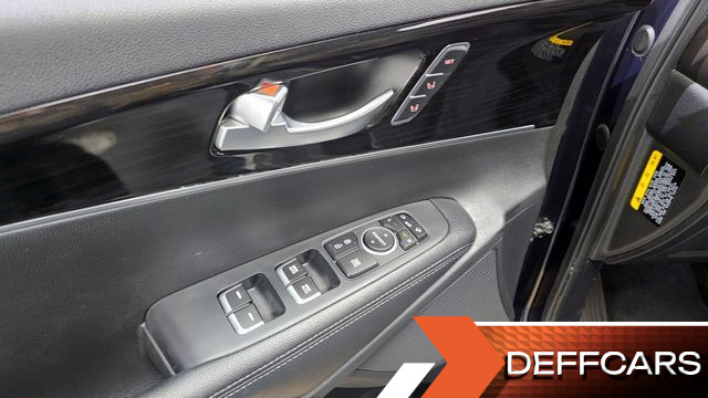 Kia SORENTO Gasoline 2.0 Turbo 2WD Noblesse купить на сайте DeffCars