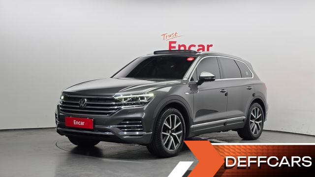 Volkswagen TOUAREG 3.0 TDI Prestige купить на сайте DeffCars