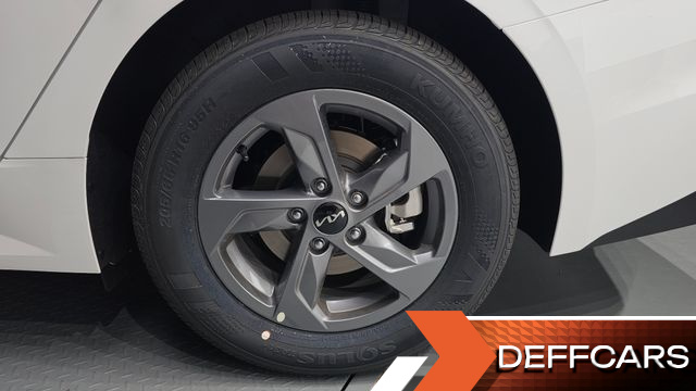 Kia K5 2.0 Smart Selection купить на сайте DeffCars