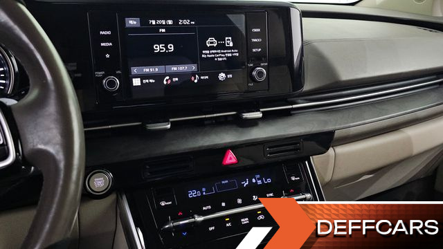 Kia CARNIVAL 9-Seater Noblesse купить на сайте DeffCars