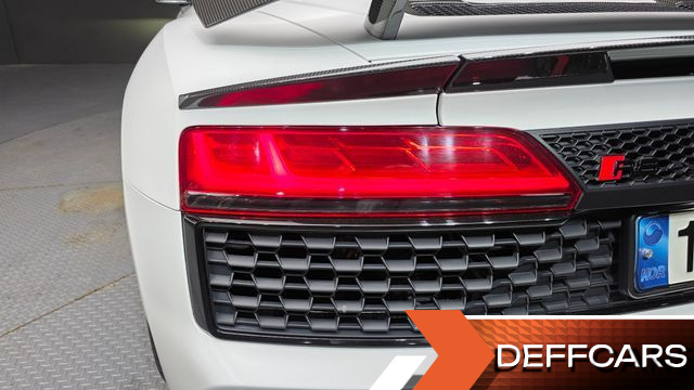 Audi R8 5.2 V10 Performance Spyder купить на сайте DeffCars