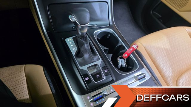 Kia CARNIVAL Diesel 9-Seater Prestige купить на сайте DeffCars