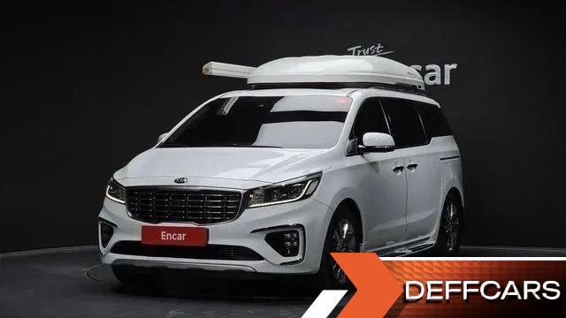 Kia CARNIVAL 7-Seater Limousine President купить на сайте DeffCars