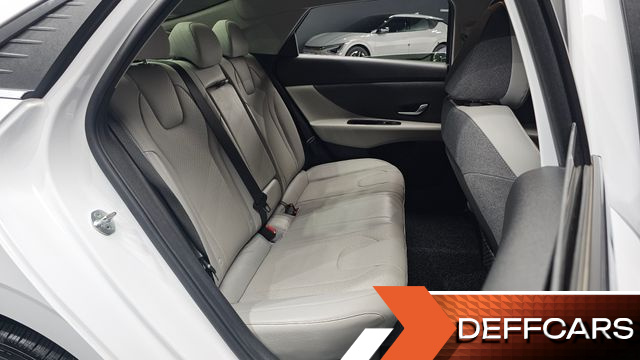 Hyundai AVANTE 1.6 Inspiration купить на сайте DeffCars
