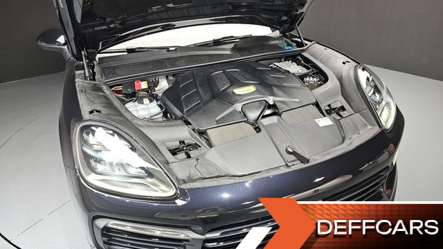 Porsche CAYENNE 3.0 купить на сайте DeffCars
