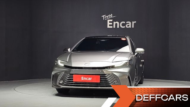 Toyota CAMRY 2.5 XLE Premium Hybrid купить на сайте DeffCars