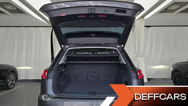 Volkswagen TOUAREG 3.0 TDI Prestige купить на сайте DeffCars