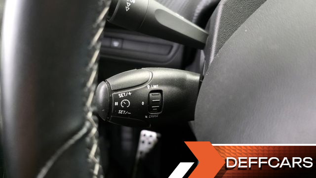 Peugeot 2008 1.5 BlueHDi Allure купить на сайте DeffCars