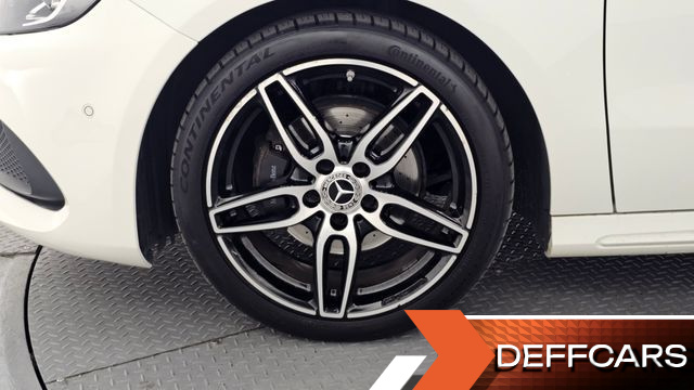 Mercedes A-CLASS A200 AMG Line купить на сайте DeffCars