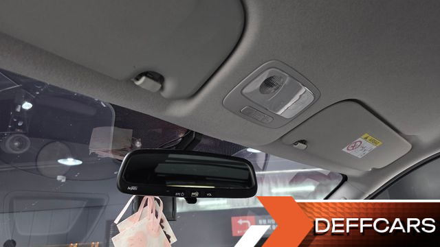 Hyundai STAREX Van 5-Seater Smart купить на сайте DeffCars