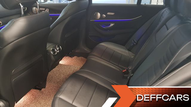 Mercedes E-CLASS E220d 4MATIC AMG Line купить на сайте DeffCars