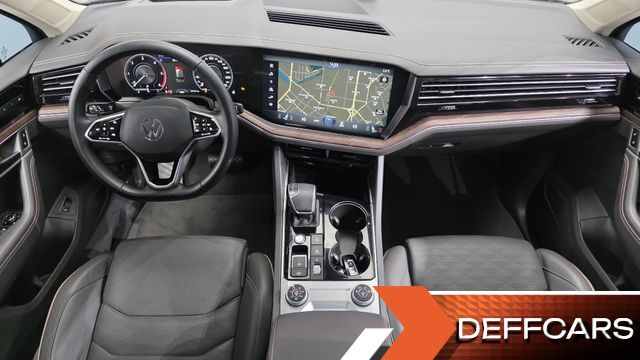 Volkswagen TOUAREG 3.0 TDI Prestige купить на сайте DeffCars