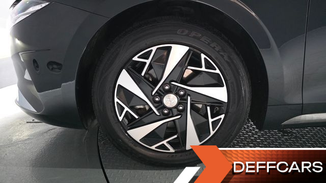 Hyundai GRANDEUR Le Blanc купить на сайте DeffCars