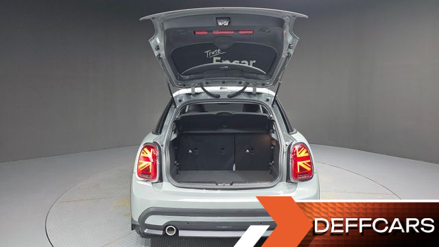 Mini COOPER 5Door Classic Third Generation купить на сайте DeffCars