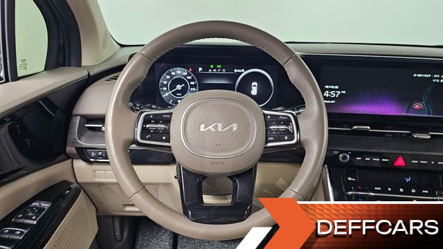 Kia CARNIVAL 9-Seater Noblesse купить на сайте DeffCars