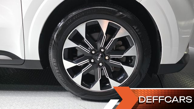 Kia CARNIVAL Gasoline 7-Seater Noblesse купить на сайте DeffCars