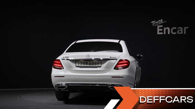 Mercedes E-CLASS E300 4MATIC Exclusive купить на сайте DeffCars