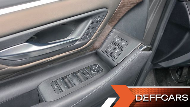 Toyota ALPHARD 2.5 HEV Executive AWD купить на сайте DeffCars