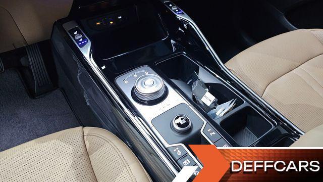 Kia SORENTO HEV 1.6 2WD Noblesse купить на сайте DeffCars