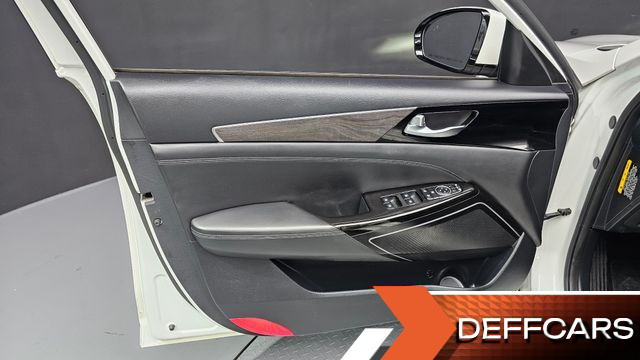 Kia K7 2.5 GDI Noblesse купить на сайте DeffCars