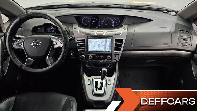 Ssangyong KORANDO 4WD TX 9-seater купить на сайте DeffCars