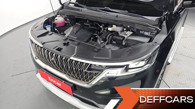 Kia CARNIVAL Gasoline 7-Seater Hi-Limousine Signature купить на сайте DeffCars