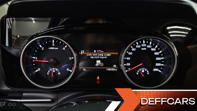 Kia CARNIVAL 9-Seater Prestige купить на сайте DeffCars