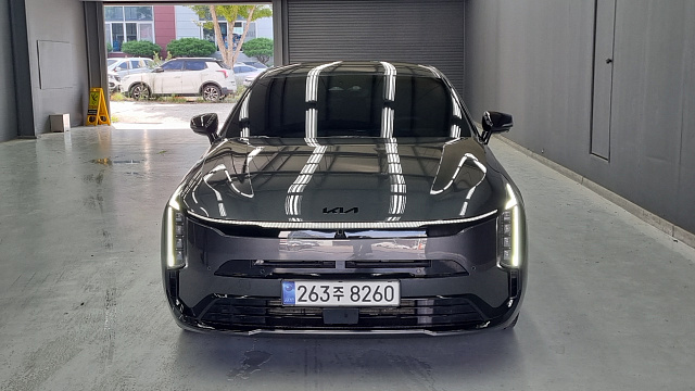 Kia K8 3.5 Gasoline 2WD Signature Black купить на сайте DeffCars