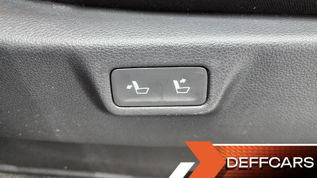 Kia CARNIVAL Gasoline 9-Seater Signature купить на сайте DeffCars