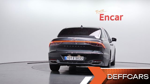 Hyundai GRANDEUR 2.5 Premium Choice купить на сайте DeffCars